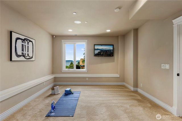 645 Cornelia Avenue, Mukilteo, WA 98275