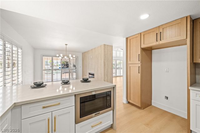 3033 Misty Harbour Drive, Las Vegas, NV 89117