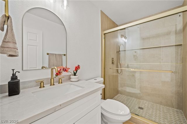 3033 Misty Harbour Drive, Las Vegas, NV 89117