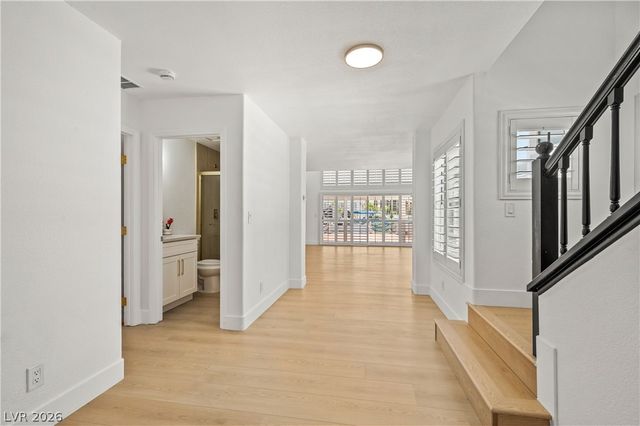 3033 Misty Harbour Drive, Las Vegas, NV 89117