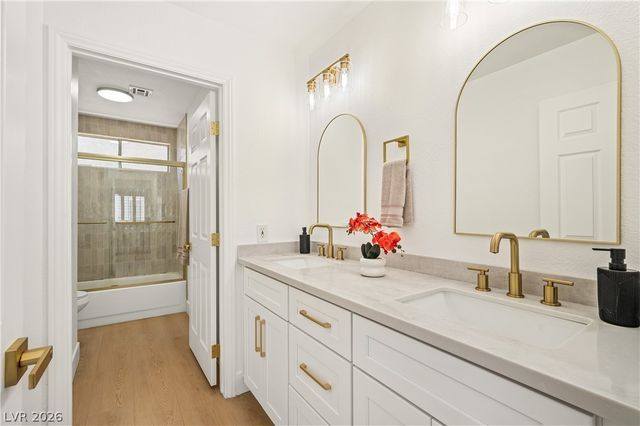3033 Misty Harbour Drive, Las Vegas, NV 89117