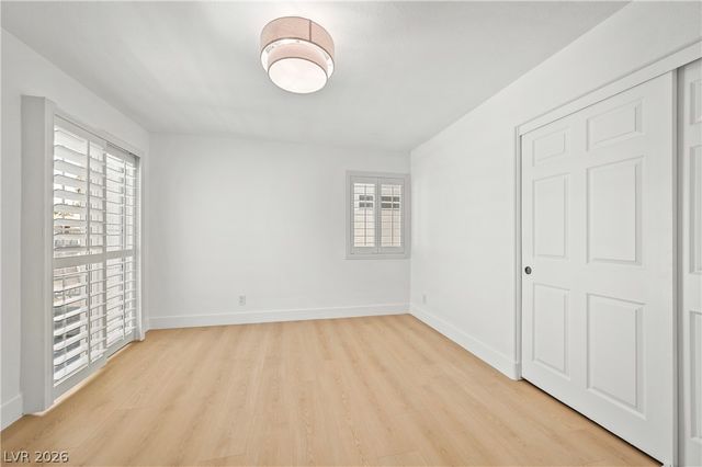 3033 Misty Harbour Drive, Las Vegas, NV 89117