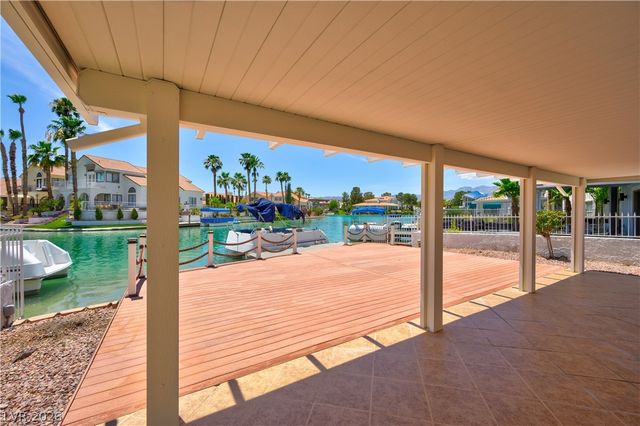 3033 Misty Harbour Drive, Las Vegas, NV 89117