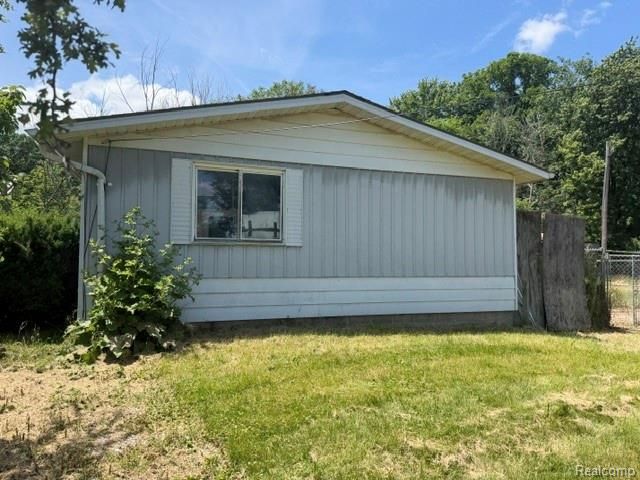 34429 33 Mile Road, Richmond Township, MI 48062