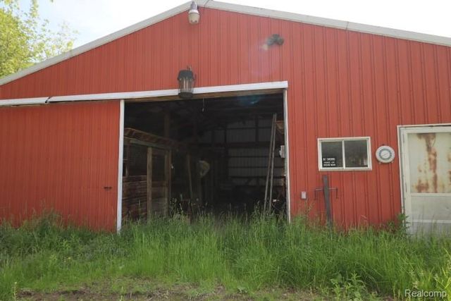 34429 33 Mile Road, Richmond Township, MI 48062