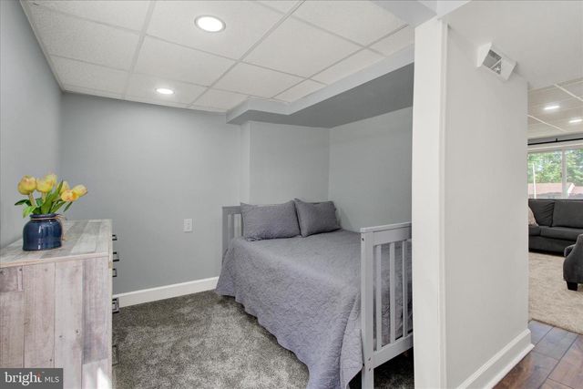 30 HALLECK DR, East Berlin, PA 17316