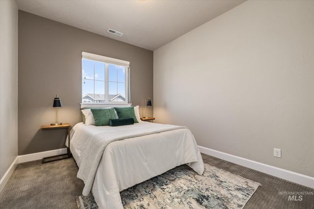 641 E Crest Ridge Dr, Meridian, ID 83642