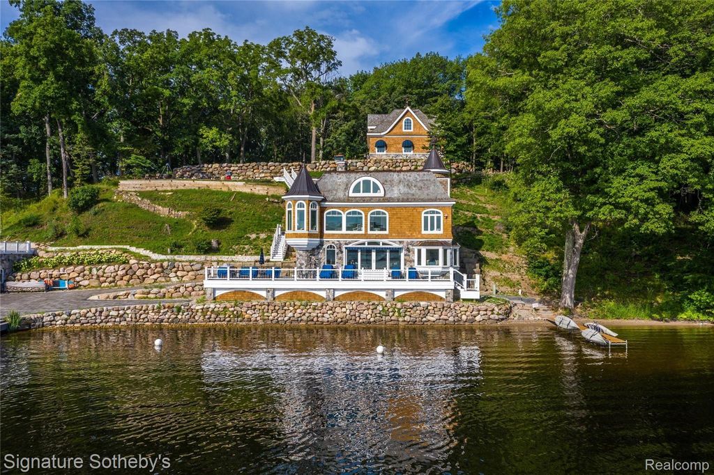 14625 A Edgewater Drive, Lyndon Township, MI 48137