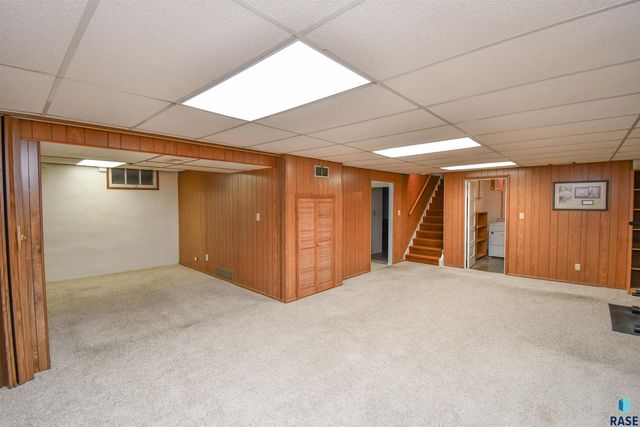 2520 S Center Ave Avenue, Sioux Falls, SD 57105