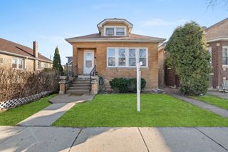 5349 W Fletcher Street, Chicago, IL 60641