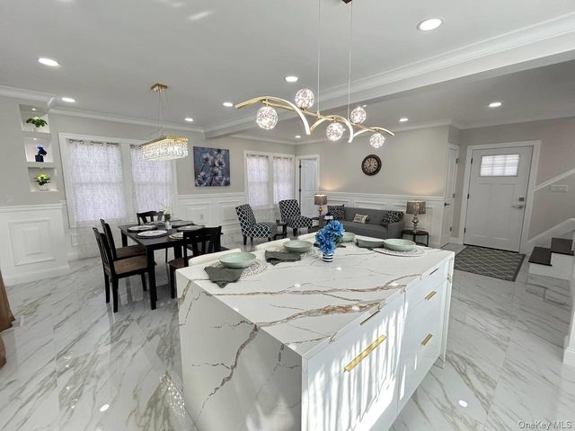 53 Lee Avenue, Valley Stream, NY 11581