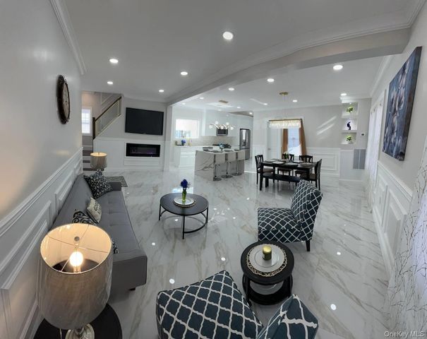 53 Lee Avenue, Valley Stream, NY 11581