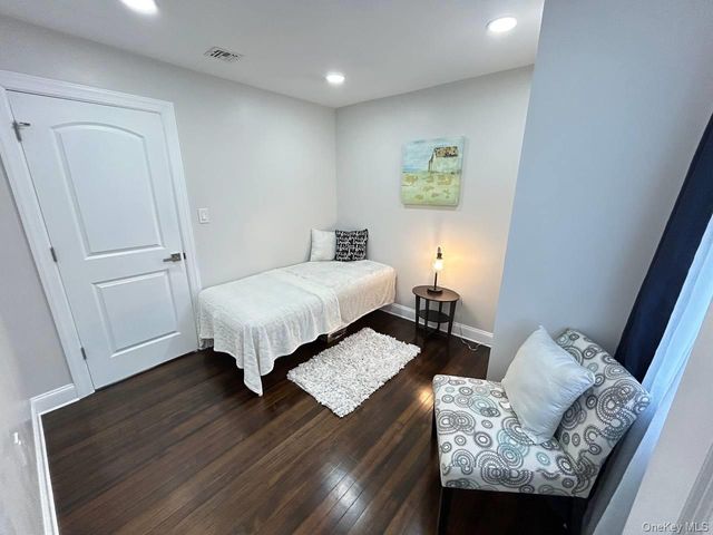 53 Lee Avenue, Valley Stream, NY 11581