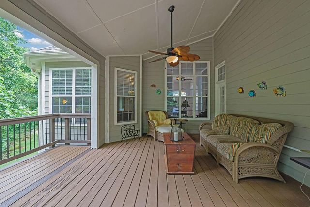 5581 River Valley Way, Flowery Branch, GA 30542