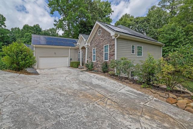 5581 River Valley Way, Flowery Branch, GA 30542