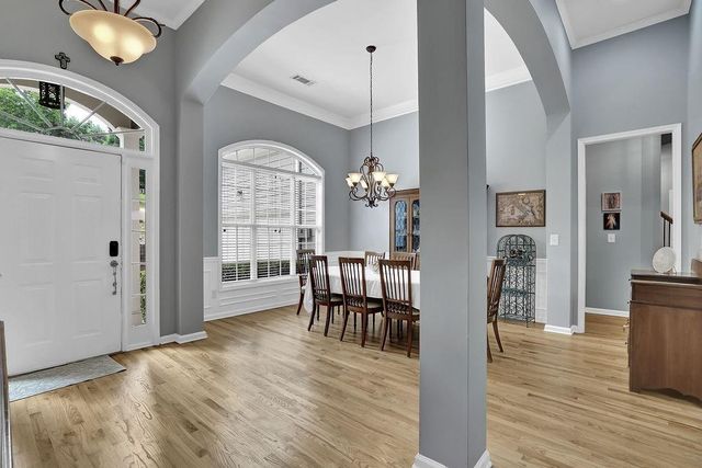 5581 River Valley Way, Flowery Branch, GA 30542