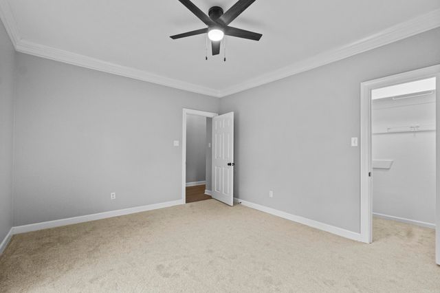 14 Aberdeen Dr, Little Rock, AR 72223