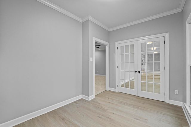 14 Aberdeen Dr, Little Rock, AR 72223