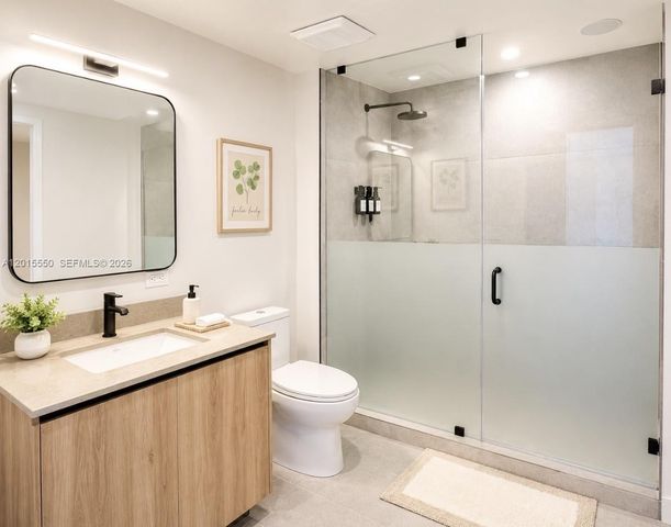 121 NE 5th St 2705, Miami, FL 33132