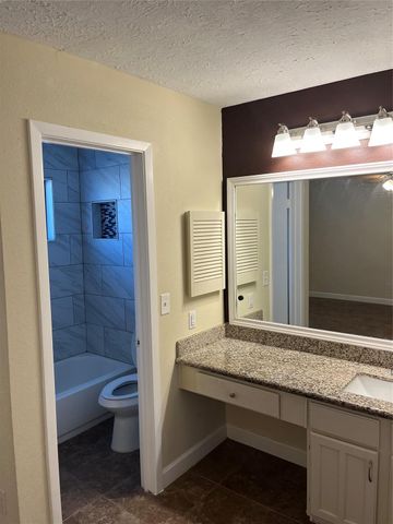 7010 Pickett Drive, Richmond, TX 77469