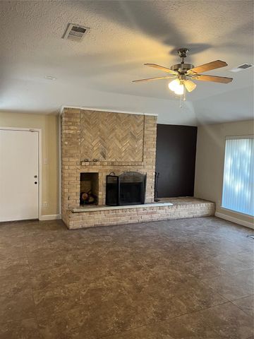 7010 Pickett Drive, Richmond, TX 77469