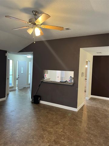 7010 Pickett Drive, Richmond, TX 77469