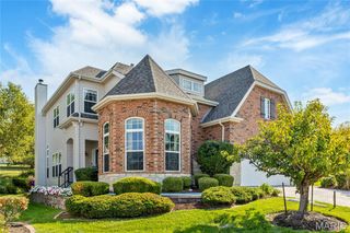 1504 Hollowbrook Drive, St Charles, MO 63303