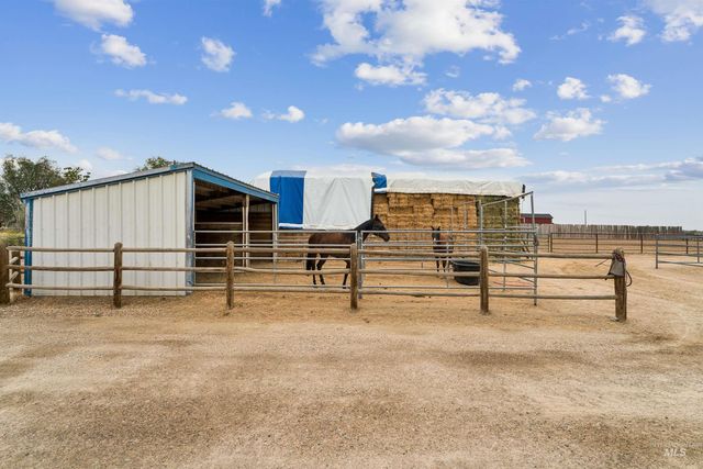 19012 Upper Pleasant Ridge Rd, Caldwell, ID 83607