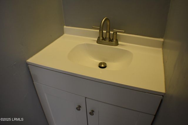 15 Hillstead Lane, Port Royal, SC 29935