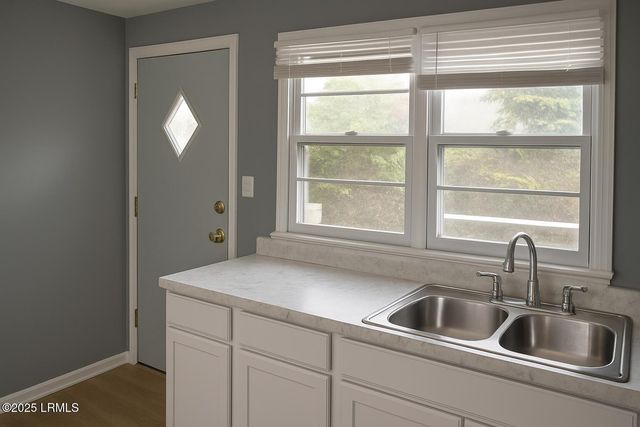 15 Hillstead Lane, Port Royal, SC 29935