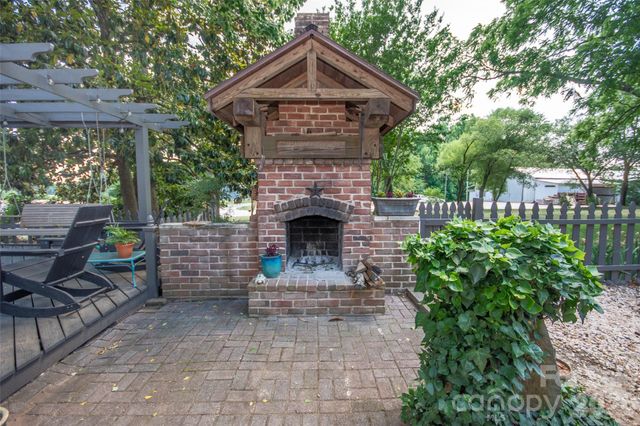 1870 Centenary Church Road, Mt Ulla, NC 28125
