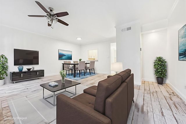 854 Augusta Drive 854, Houston, TX 77057