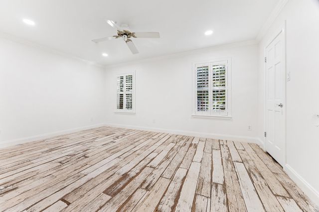 854 Augusta Drive 854, Houston, TX 77057