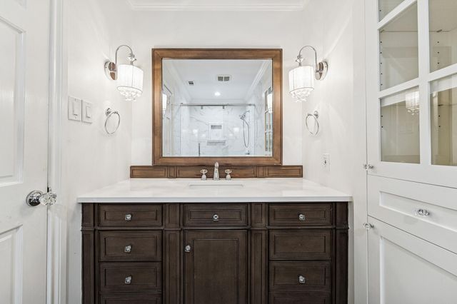 854 Augusta Drive 854, Houston, TX 77057