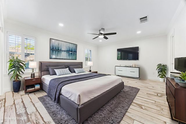 854 Augusta Drive 854, Houston, TX 77057