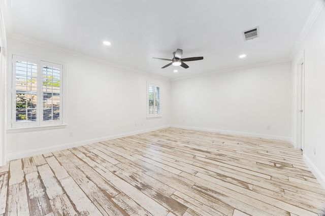 854 Augusta Drive 854, Houston, TX 77057