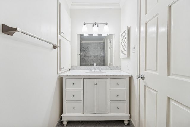 854 Augusta Drive 854, Houston, TX 77057