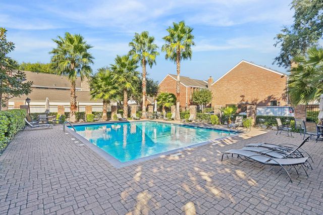 854 Augusta Drive 854, Houston, TX 77057