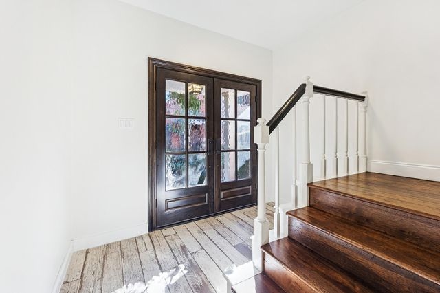 854 Augusta Drive 854, Houston, TX 77057