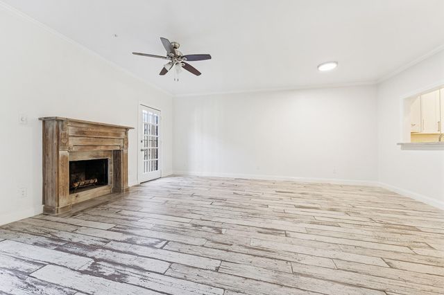 854 Augusta Drive 854, Houston, TX 77057