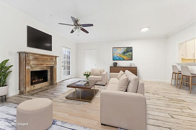 854 Augusta Drive 854, Houston, TX 77057