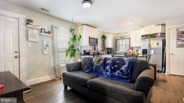 424 WALNUT ST, Lansdale, PA 19446