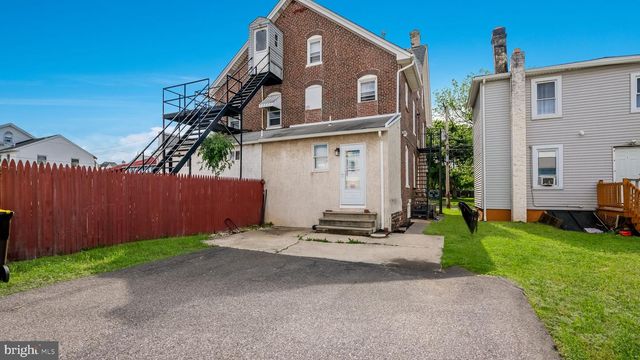 424 WALNUT ST, Lansdale, PA 19446