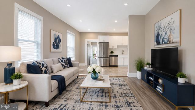 424 WALNUT ST, Lansdale, PA 19446