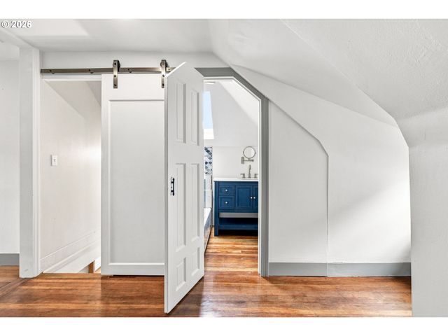 4006 Ne 7TH Ave, Portland, OR 97212