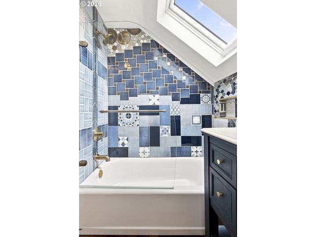 4006 Ne 7TH Ave, Portland, OR 97212