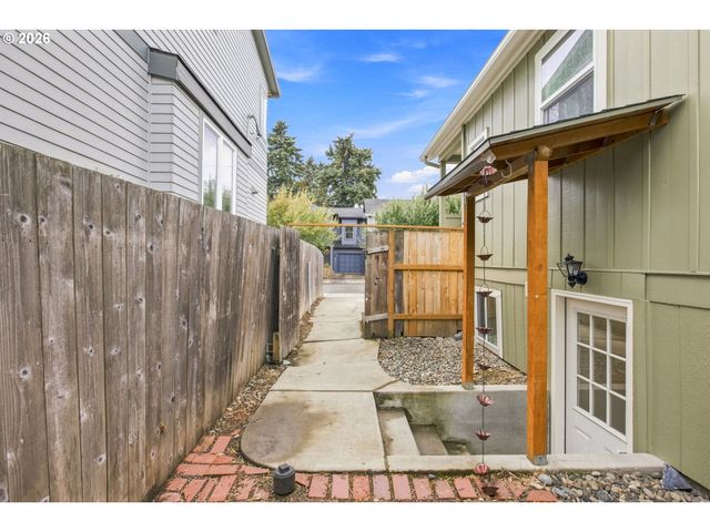 4006 Ne 7TH Ave, Portland, OR 97212