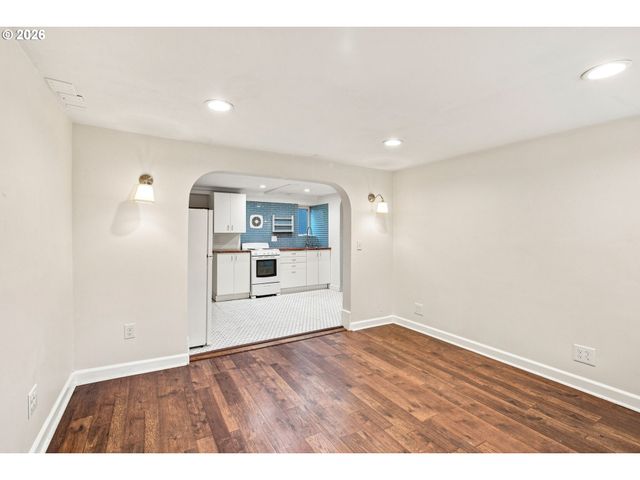 4006 Ne 7TH Ave, Portland, OR 97212