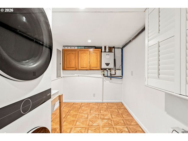 4006 Ne 7TH Ave, Portland, OR 97212