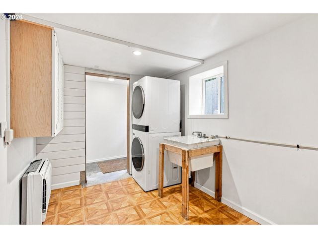 4006 Ne 7TH Ave, Portland, OR 97212